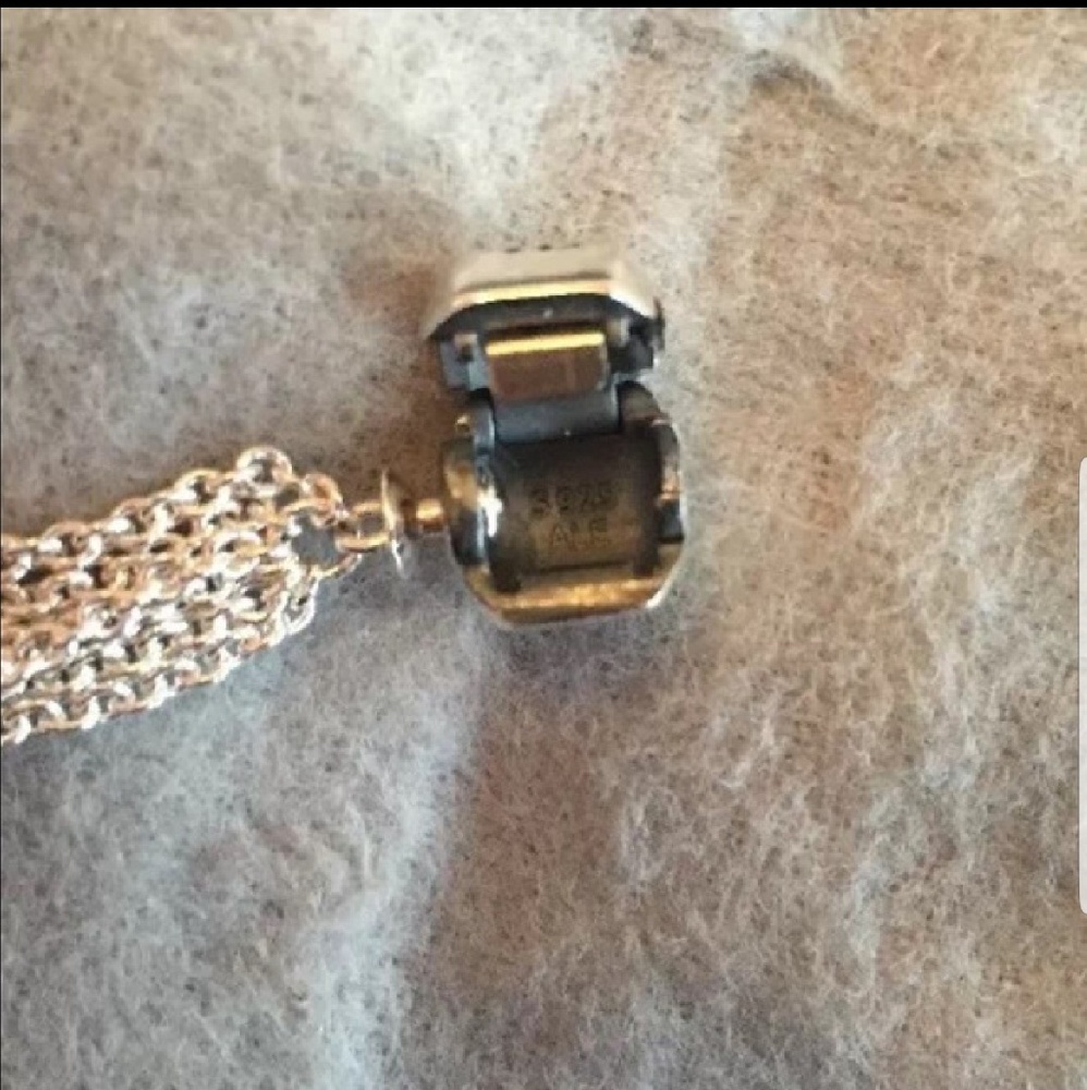 Pandora one clip charm bracelet. - Picture 4 of 4